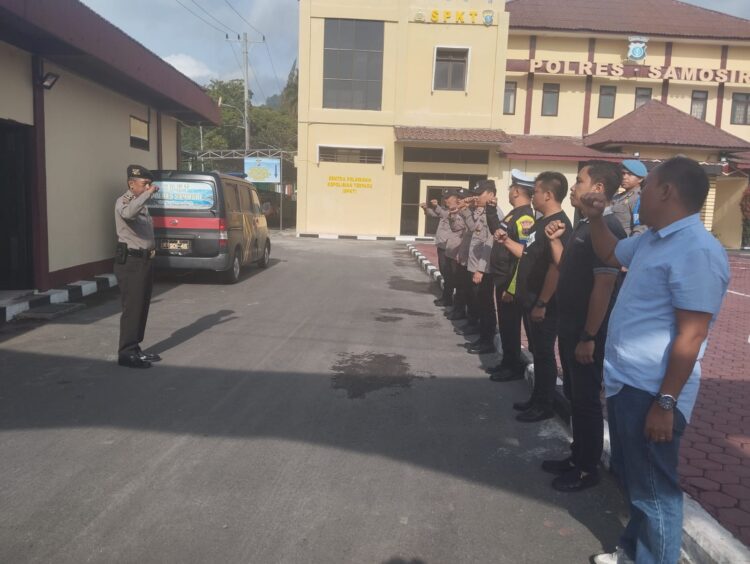 Polres Samosir Lakukan Kegiatan dan Pengamanan Ibadah Minggu Berlangsung Aman