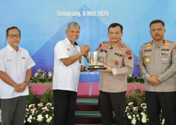 Akselerasi Pembangunan Nasional, Kapolda Jateng Tanda Tangani MOU dengan Dirut PT Semen Gresik