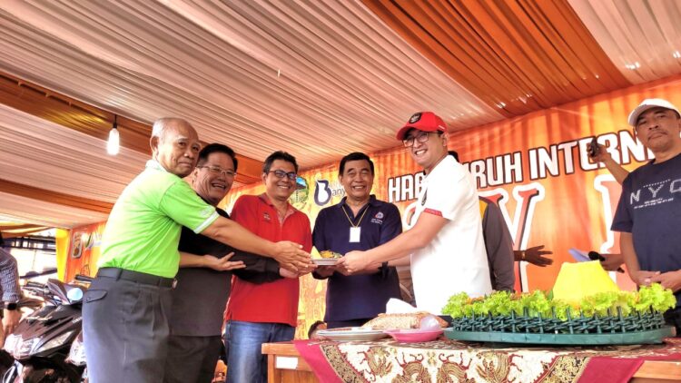 Ribuan Pekerja Peringati May Day Berharap Doorprize Sepeda Motor