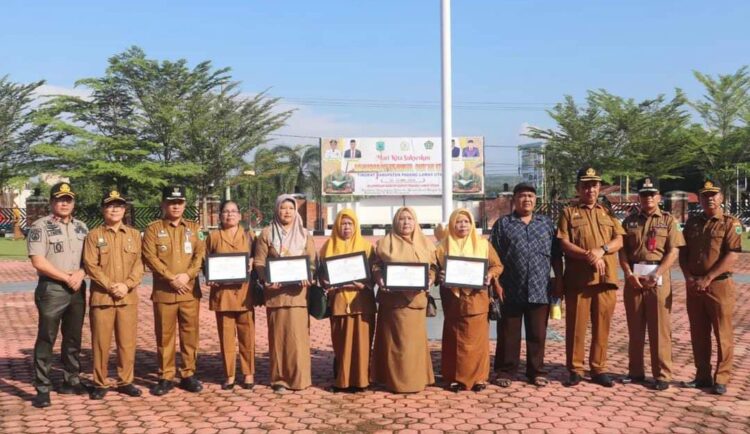 Pj. Bupati Padang Lawas Utara Berikan Bantuan Tali Asih ke – ASN Purna Tugas dan Anggota Korpri Yang Meninggal Dunia Tahun 20224