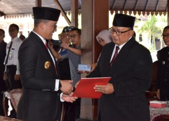 Pj Bupati Hanung Melantik Agus Nur Hadie Menjadi Pj Sekda Banyumas
