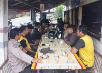 Polres samosir bersama masyarakat sukseskan Kembali digelarnya Kegiatan Jumat curhat Cegh Berita Hoax