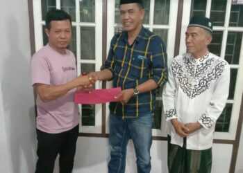 Pemilihan Ketua RT Periode 2024 – 2027 Dan Penyerahan Berkas Oleh Pengurus Lama RT 004 RW 04 Kelurahan Pasir Putih Penuh Dengan Hikmat Serta Berazaskan Kekeluargaan