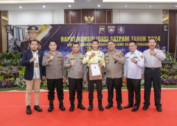 Integritas Satpam yang mengembalikan emas 500 gram milik penumpang di Stasiun Tawang Mendapat Apresiasi Kapolda Jateng