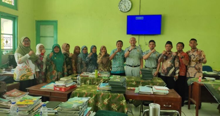 Upaya Dalam Mencegah Kecelakaan Lalu Lintas di Usia Produktif, Jasa Raharja Gelar Program Pengajar Peduli Keselamatan Lalu Lintas (PPKL) di MAN 2 Pamekasan.