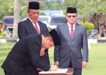 Pj.Bupati Padang Lawas Utara Kukuhkan 372 Kepala Desa se-Kabupaten Paluta, Dengan Masa Jabatan Bertambah 2 Tahun