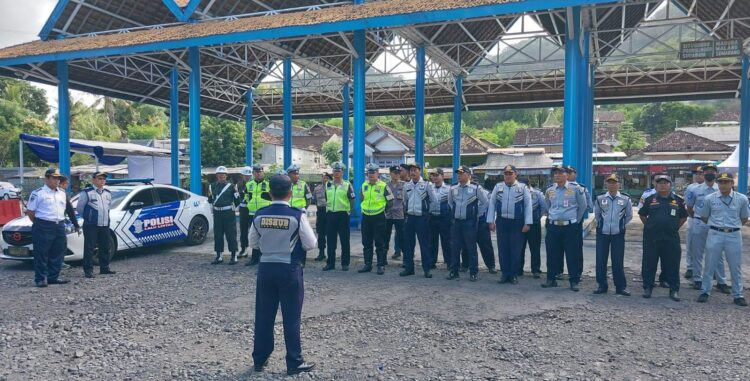 Jasa Raharja Banyuwangi Benculuk Berpartisipasi dalam Operasi Sadar Keselamatan dan Ketertiban Lalu Lintas dan Angkutan Jalan (KESTIB)