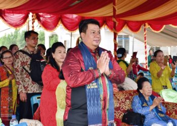 Bupati Samosir Bantu Pembangunan Gereja HKBP Janji Marapot