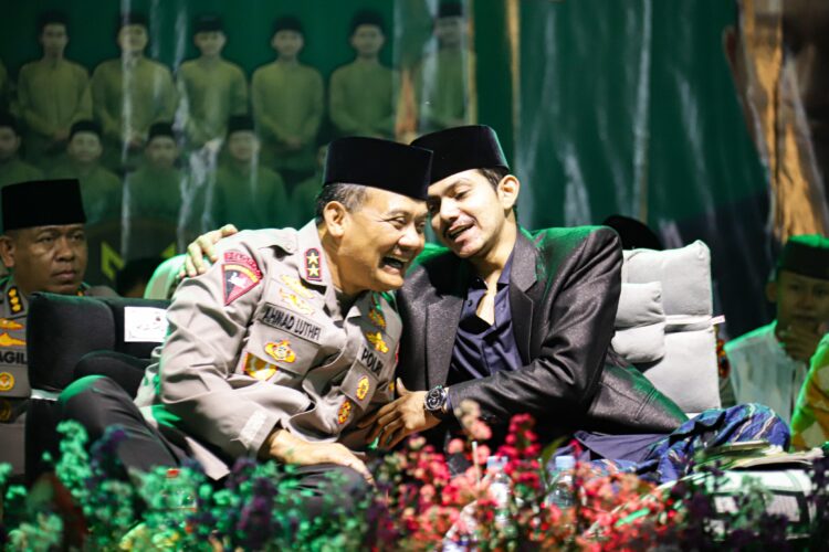 Irjen Pol Ahmad Luthfi Sholawatan Bersama Habib Zaidan di Pabelan Kab Semarang