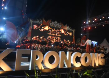 Kolaborasi Ndarboy dan Orkestra Keroncong Svaranusa Hibur Penonton di Purwokerto
