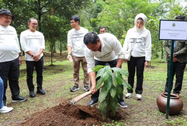 Hari Lingkungan Hidup: Pj Gubernur Jateng Launching Gerakan dan Pemulihan Hutan