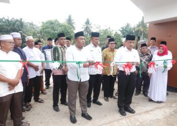 Pj.Bupati Paluta Resmikan Masjid Nurul Iman Bertempat di Desa Situmbaga Kecamatan Halongonan Timur
