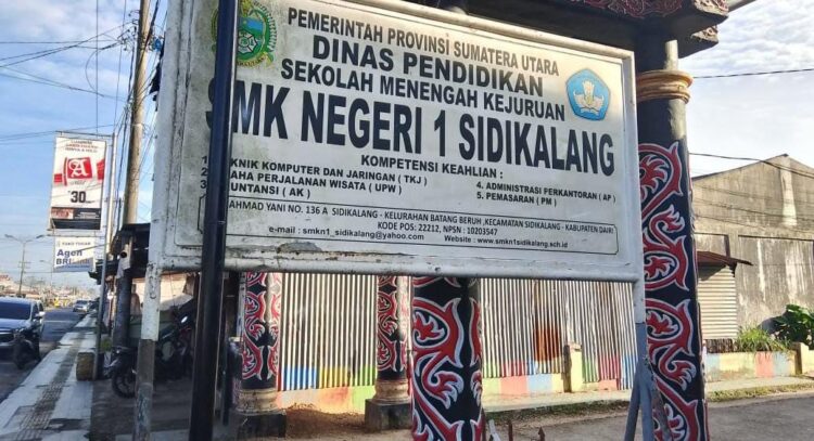 Rp.4,2 Miliar Lebih Dana BOS Reguler Diterima SMK Negeri 1 Sidikalang Kabupaten Dairi, Diduga Dikorupsi Kepsek