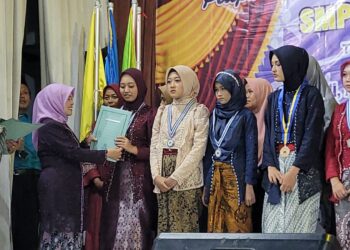 SMP Negeri 1 Baturraden Gelar Pelepasan dan Perpisahan Siswa