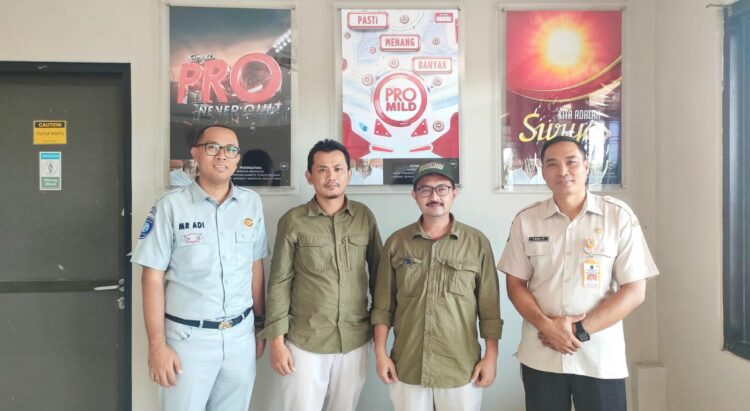 Jasa Raharja Bersama Tim Pembina Samsat Melaksanakan Giat Samsat Kawin (Kawasan Industri) di PT Secco Nusantara Paiton Probolinggo.