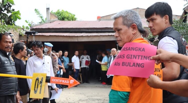 Polda Sumut Gelar Rekonstruksi kebakaran Rumah Sempurna Pasaribu