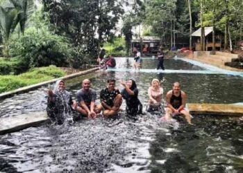 Wisata di Mata Air Ciburial Puncak Bogor, Mengandung Khasiat Dapat Menyembuhkan Penyakit