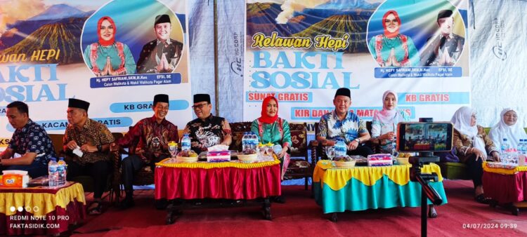 Bakti Sosial Relawan Hj. Hepy Sapriani, SKM.,M.Kes dan Efsi, SE Mengadakan Bakti Sosial di Dempo Selatan Kota Pagar Alam, Calon Wali Kota dan Wakil Wali Kota, Periode 2024-2029