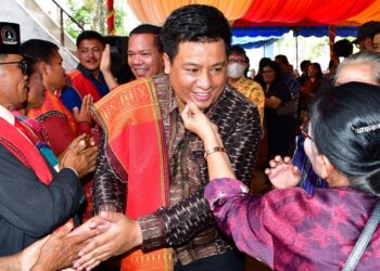 Hadir Saat Pesta Mangalahat Horbo, Bupati Samosir Mengapresiasi Masyarakat Harus Melestarikan Warisan Budaya Lokal