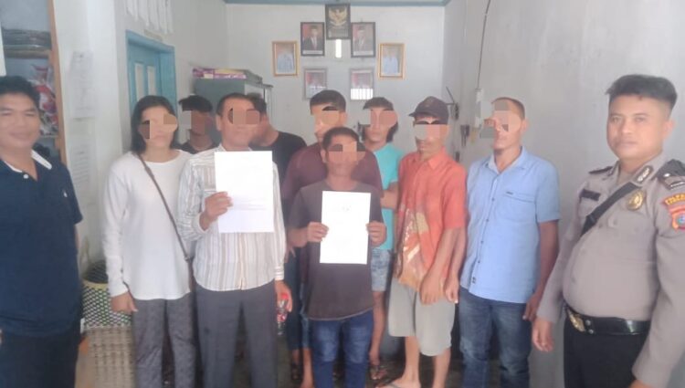 Bhabinkamtibmas Polsek Onanrunggu Memediasi Pelaku Pencurian Ayam