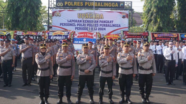 42 Personel Polres Purbalingga Naik Pangkat
