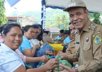 Pemda Mengadakan Gerakan Pangan Murah Diserbu Warga Pangururan