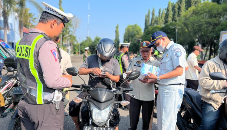 Pekan Kepatuhan, Patuh Berlalu Lintas dan Patuh Administrasi Kendaraan Bermotor, Jasa Raharja Madiun Ikuti Operasi Bersama