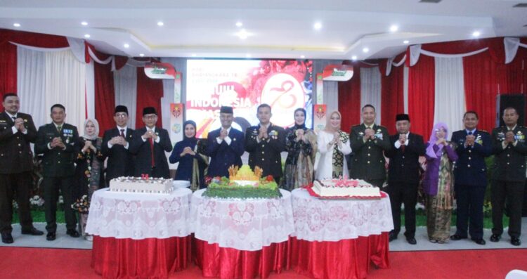 Upacara Hari Bhayangkara Ke-78 Bertempat Di Halaman Pemda