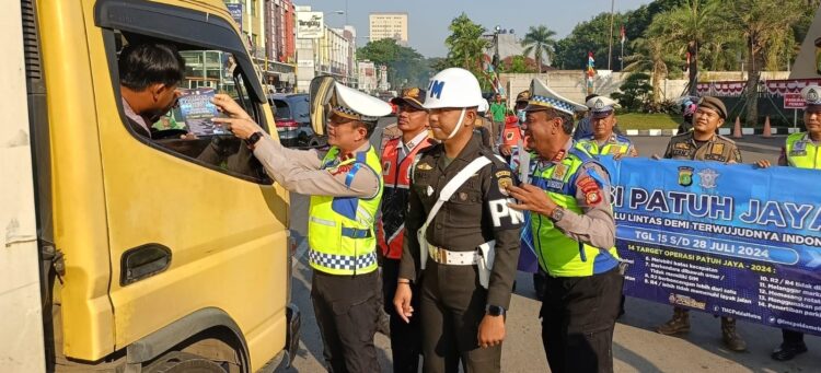 Operasi Patuh Jaya 2024 Mulai Digelar di Tangerang, 100 Pelanggar Lalulintas Ditegur Simpatik Polisi