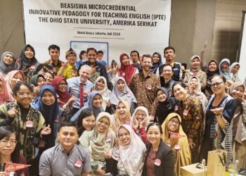 Guru SD Karangsalam Terima Beasiswa Microcredential The Ohio State University