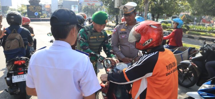 TNI-Polri, Satpol PP dan Dishub Bersinergi Sosialisasikan Operasi Patuh 2024 di Purbalingga