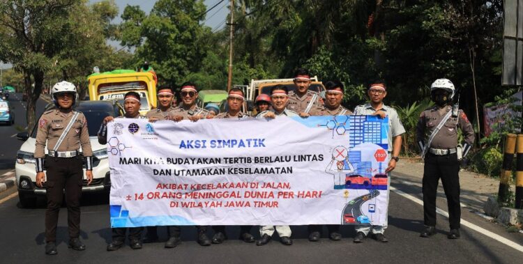 Satlantas Polres Gresik dan Jasa Raharja; Mari Memaknai kemerdekaan dengan menjaga Keselamatan dalam Berlalu Lintas