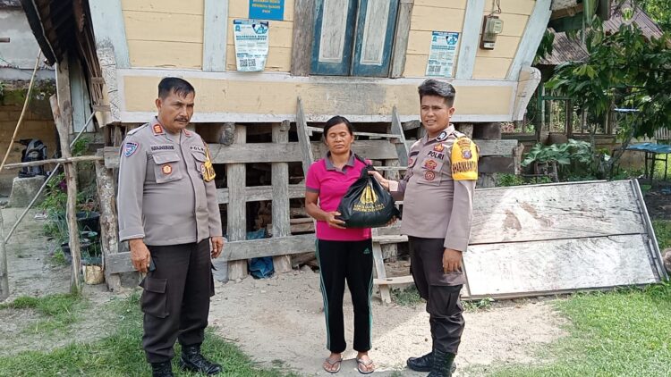 Bakti Sosial dan Cooling System Polres Samosir, untuk Redakan Suhu Politik Pilkada 2024