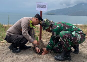 Kapolres Samosir Dampingi Tim Wasev TMMD Kodim 0210/TU di Desa Hasinggaan