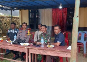 Semarakkan Peringatan HUT Kemerdekaan RI ke 79 Babinsa Bersama Babinkamtikmas Hadiri Perlombaan Rakyat