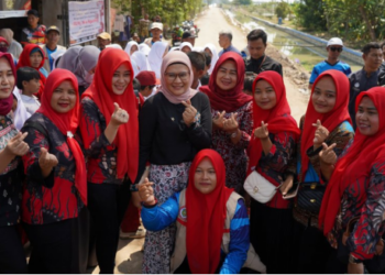 Bupati Nina Agustina Gelontorkan Rp17,3 Miliar Untuk Infrastruktur Jalan dan Jembatan di Kecamatan Gabuswetan