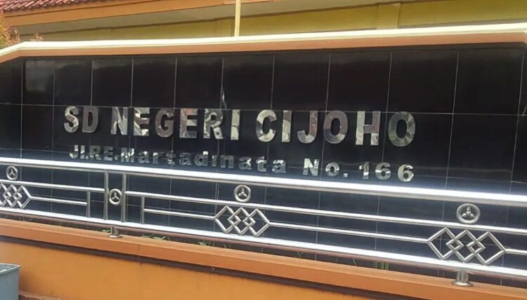 SD Negeri Cijoho Kabupaten Kuningan Tahun 2022-2023 Terima Dana BOS Rp.939, Diduga Dikorupsi Kepsek