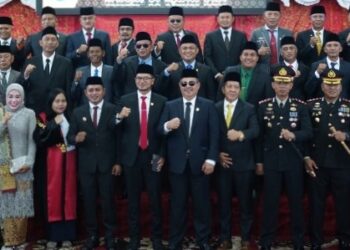 Anggota DPRD Kabupaten Solok Terpilih  Mengucapan Sumpah dan Janji di Gedung DPRD Kabupaten Solok Masa Jabatan 2024 – 2029