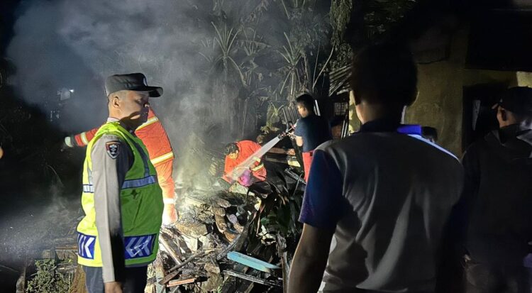 Ketiduran saat Memasak Bubur, Dapur Warga Kutasari Ludes Terbakar