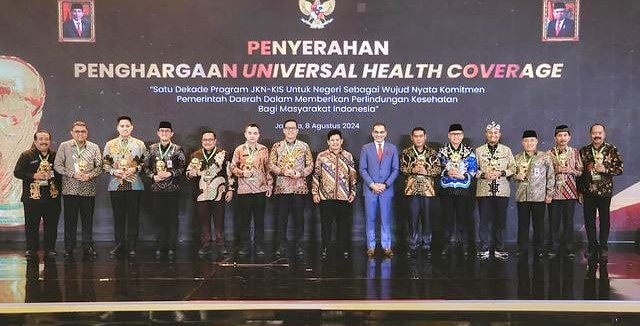 Pemkab Banyumas Raih Penghargaan UHC Award 2024
