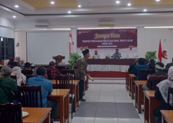 KPU Kabupaten Solok Gelar Jumpa Pers Tahapan Pencalonan Bupati dan Wakil Bupati Solok Thn 2024