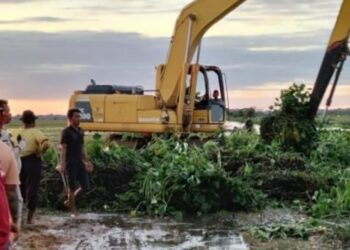 Petani Arahan Bersyukur, Saluran Pembuangan Kali Maja Bersih dari Eceng Gondok