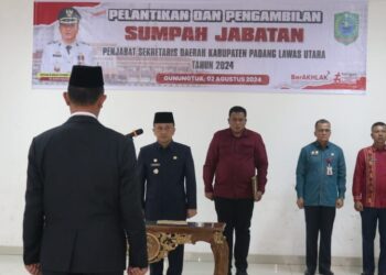 Pj. Bupati Padang Lawas Utara Melantik Makmur Harahap ST., MM., Menjadi Pj.Sekretaris Daerah