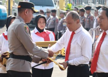 Berprestasi, 13 Personel Polres Purbalingga Terima Penghargaan dari Kapolres