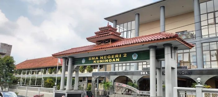 Dana BOS Thn 2022-2023 Diterima SMA Negeri 2 Kuningan, Kabupaten Kuningan Rp.3,4 Miliar lebih, Diduga Ladang Korupsi Kepsek