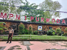 SMP Negeri 1 Puwodadi, Kabupaten Grobogan Terima Dana BOS Thn 2022-2023 Rp.2,3 Miliar lebih Diduga Ajang Korupsi