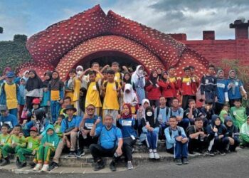 SOIna Banyumas Gelar Outbound Untuk Anak Tuna Grahita