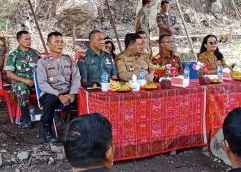 Dukungan Polsek Palipi dalam Pembangunan Pantai Pallombuan