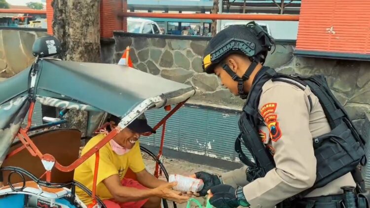 Satsamapta Berbagi Polres Purbalingga, Wujud Kepedulian Terhadap Sesama