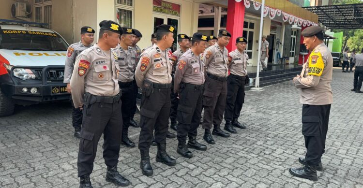Polda Jateng Hadirkan Rasa Aman; Sterilisasi Kantor Bawaslu Demi Pilkada Yang Damai